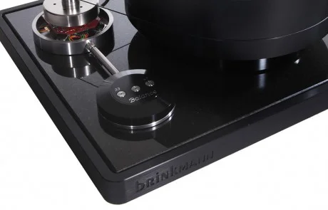 Brinkmann HRS M3X @ Lotus Hifi